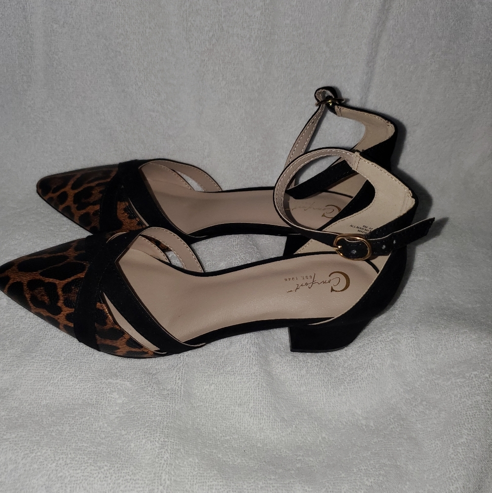 Ladies foot wear brown and black 8m